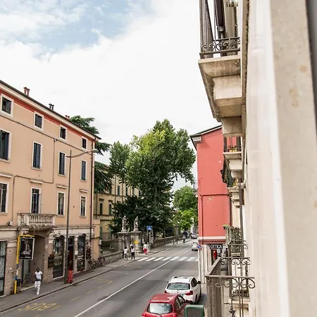 Intero Nel Cuore Di Apartmán Vicenza